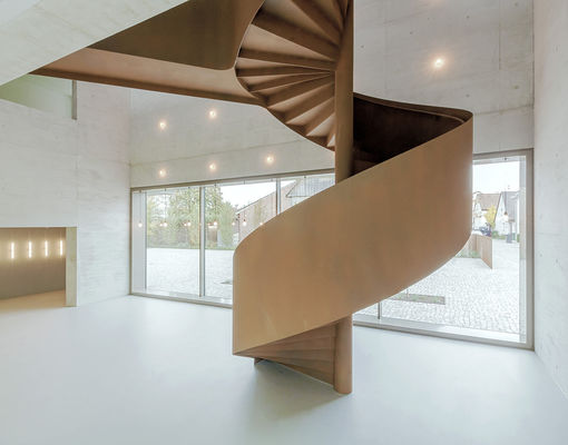 スペース節約の装飾的な螺旋階段の粉のCaotedの金属の鉄骨構造の設計