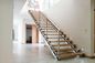 ステンレス鋼の現代まっすぐな階段、純木の階段の倍の正方形の縦桁